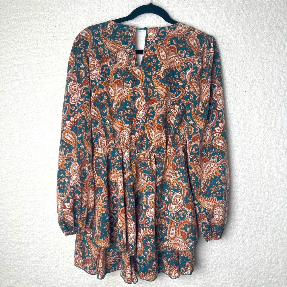 Inspired hearts, Paisley printed v-neck ruffled shorts romper - Picture 8 of 10